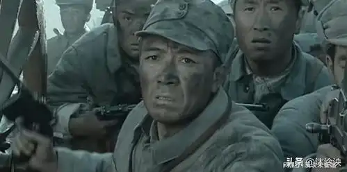 难怪楚云飞战绩平平,却值十万大洋的悬赏,你看他是一个怎样的人
