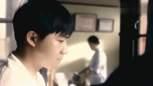 外滩钟声俞灏明看到眼前的女子,瞬间怦然心动