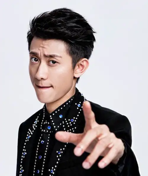 小兵张嘎主演现状,张一山最火,王莎莎美出天际,而他却无人知晓
