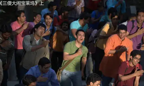 全世界都在等待他的下一个角色,他却将生活过成了电影
