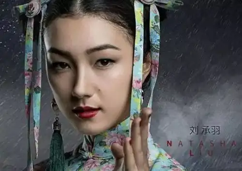 接棒佟丽娅担纲唐人街探案2女主,在功守道里拳踢马云,这个94年的混血美女到底什么来头