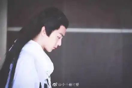 不是你天生会捧,而是我天生要红
