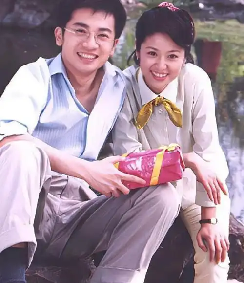 看完情深深雨蒙蒙的剧照,才知道现在的民国戏有多肤浅
