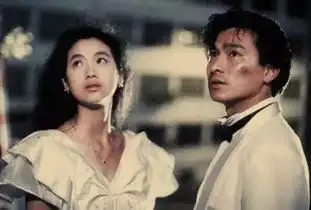 她以前是男神收割机,曾拒绝过刘德华的求爱,最后却嫁给普通人
