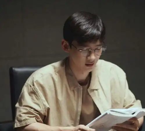 正午阳光又一新剧来袭张艺兴合作侯鸿亮,男主更是收视保障