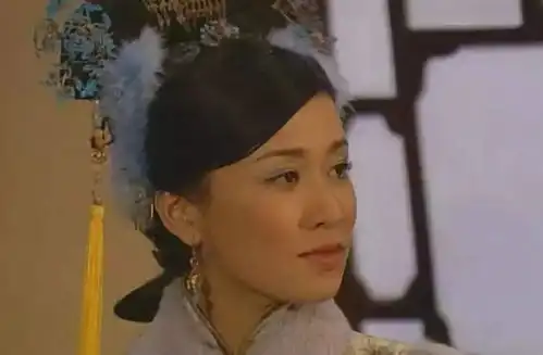 她是康熙舅舅的女儿,嫁给康熙,仅当了一天皇后
