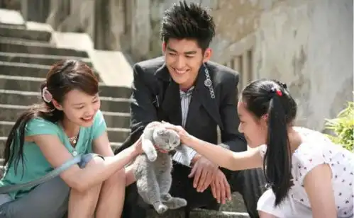 亲爱的客栈被张翰原地圈粉了,隔空送温暖,小女孩还回得来吗