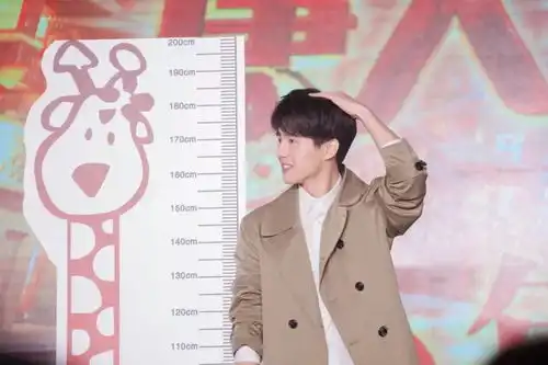 口碑票房双丰收唐人街探案2为了昊然小哥哥也要去二刷