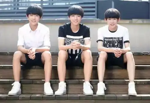 我们的少年时代上演热血青春,我却被tfboys给帅了一脸
