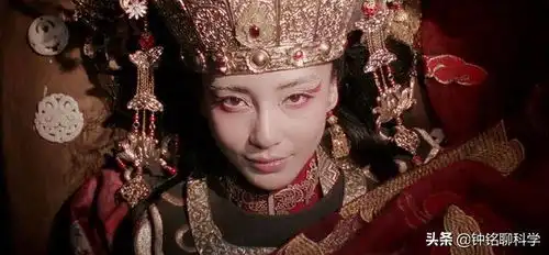 真的有鬼魂诅咒吗盗墓贼盗挖古墓,深夜为何报警求助