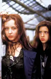 变种女狼官方剧照