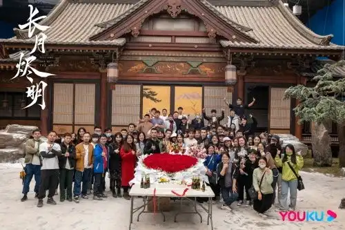 李家豪长月烬明顺利杀青赤胆忠心开启演员之路

