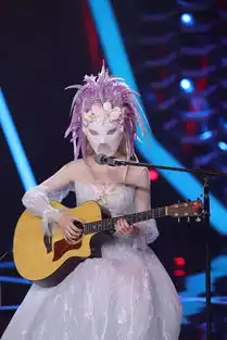 蒙面唱将猜猜猜人鱼公主竟然是烟嗓背包客不是女生
