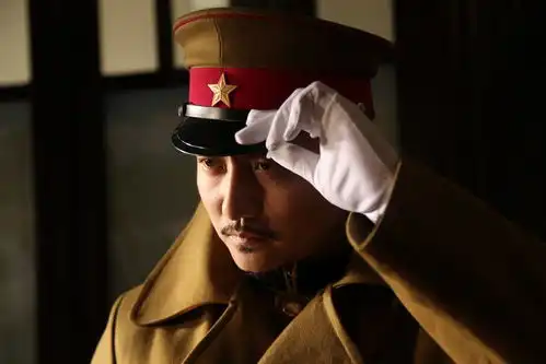 风雷动曝剧照涂松岩持双枪显英雄本色
