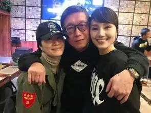 中国机长纪录片川籍女导演10年前曾亲眼见证萨利机长迫降