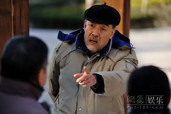 幸福向前走后期中李建义变身操心老爸