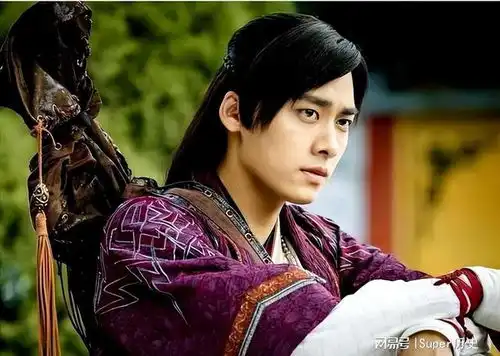 封杀不到1年,再看李易峰如今的处境,他很可恨,但也很可悲