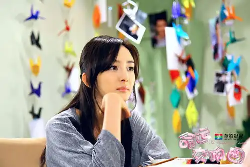 杨幂豆蔻年华剧照曝光命运演纯美学妹