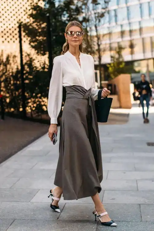 今年夏天半裙这么穿,又时髦又显瘦