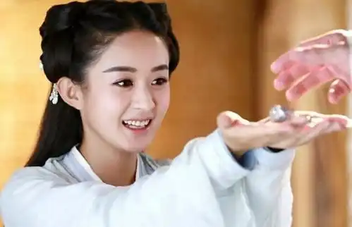 你和我的倾城时光热播,剧外争论不断,妹妹林浅充当护哥使者