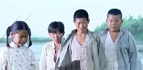 小兵张嘎嘎子英子聚首,可惜张一山未到,童星现状让人慨叹
