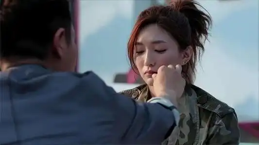 变了心的女人,才会有这3个掩饰不了的征兆,男人别不当回事