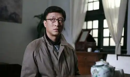 孙红雷自曝三年多没戏拍,原因让许多明星脸红,网友知点羞耻吧