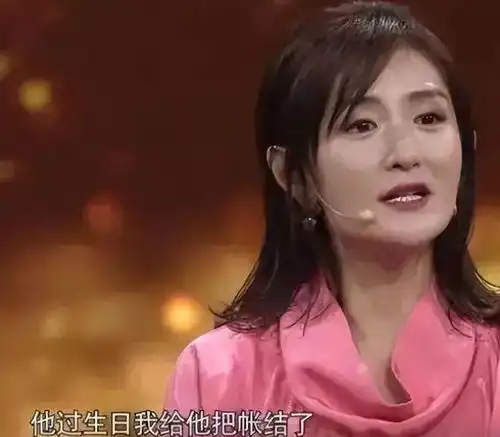 想在娱乐圈找到谢娜这么抠门的人不容易了
