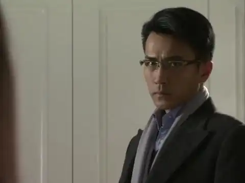 千山暮雪童雪帮悦莹父亲,愿意听莫绍谦任何话,莫绍谦大发雷霆
