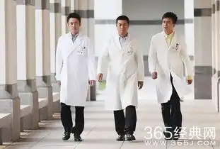 这部剧里吴秀波张鲁一全都要给张嘉译喊爸
