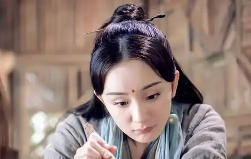 三生三世他们都伤害过夜华,凤九上榜,而他是夜华和素素的红娘
