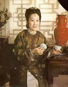 贾母为何不把漂亮的薛宝琴嫁给宝玉有一个说不出口的原因
