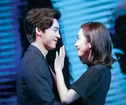 杨幂到底有过多少次绯闻cp多得数不清,33岁还是流量小花