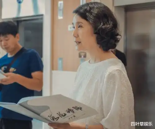 落花时节官宣杀青,晒出演员片场剧照,又将是热播剧了
