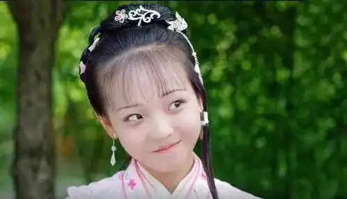 新版红楼梦悄然开播,宝玉呆萌,黛玉欠佳,香菱太美酷似佟丽娅