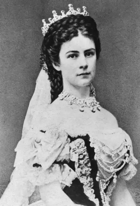 法国人眼中的绝色爱情top12,看完我只记住了她