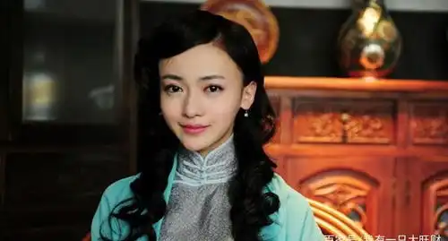 烽火佳人周霆琛来晚一步,虽错过了佟毓婉的一生,仍护她一世