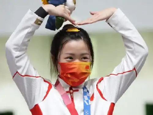 陈梦摘取单打金牌,黄晓明亲自准备接风菜,任嘉伦也都公开发博了