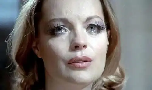 茜茜公主罗密去世42年后,阿兰德龙死了,网友希望天堂再无相遇