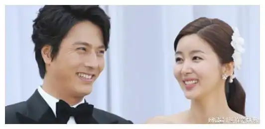 韩在石公开两女儿近照超可爱与朴率美结婚已7年曾出演天桥风云