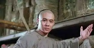 看了这张黄飞鸿仅存的照片,才知道电影都是骗人的,哪有十三姨
