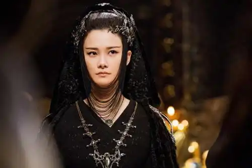 李宇春美艳扮相之捉妖记2,长发扮相倜傥与美艳兼具
