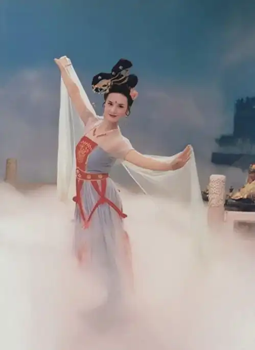 老版西游记嫦娥扮演者女人长得漂亮,不如活得漂亮