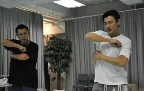 少林寺出来的四位明星,他不拍戏都不愁钱,最后一位是刘德华师父
