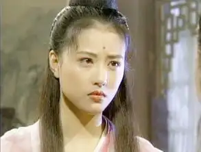 周海媚都51岁了,素颜居然还像个小姑娘
