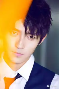 小花与鲜肉丨佟梦实管住心,迈开腿,继续坚持最可贵