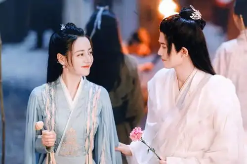 与君被特战荣耀反超,不怪热巴任嘉伦,只怪平台吃相难看