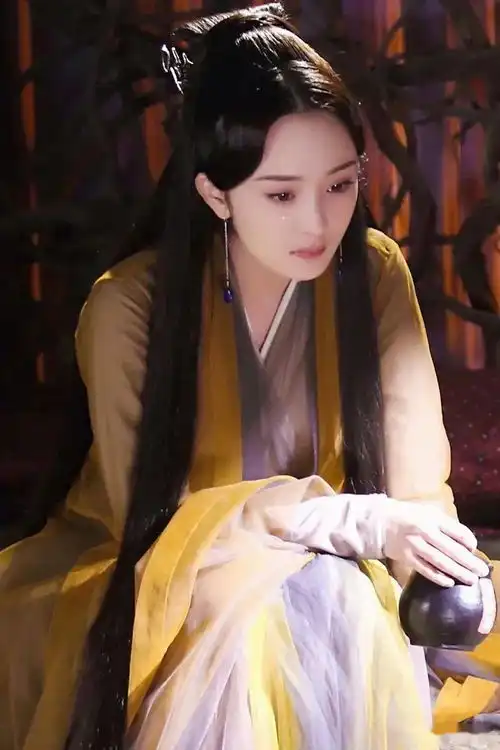 杨幂有美一人,轻扬婉兮
