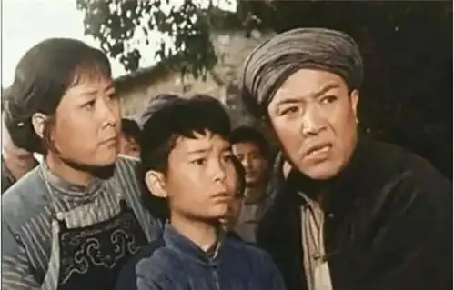 闪闪的红星中的潘冬子,曾火遍全国,今年60岁了
