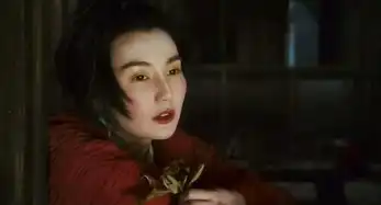 电影里漂亮的女性画面,就在那一刻你就喜欢上她